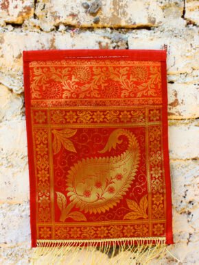 Orange-paper-holder