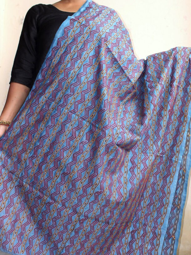 Blue-and-black-block-printed-kanthawork-silk-dupatta
