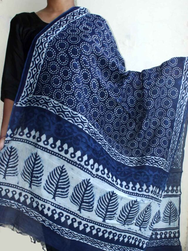 Dabu-printed-indigo-silk-cotton-dupatta