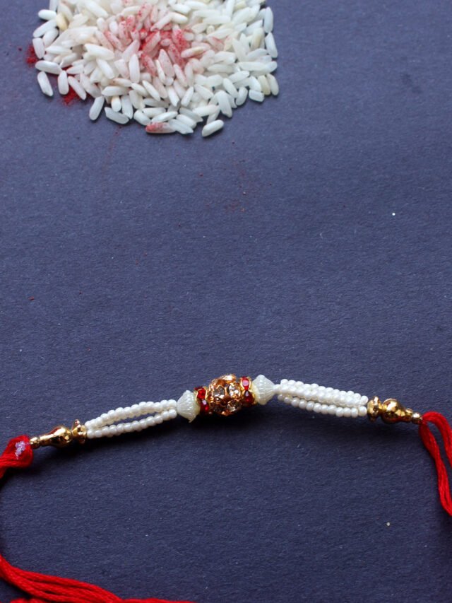 Elegant-pearl-rakhi
