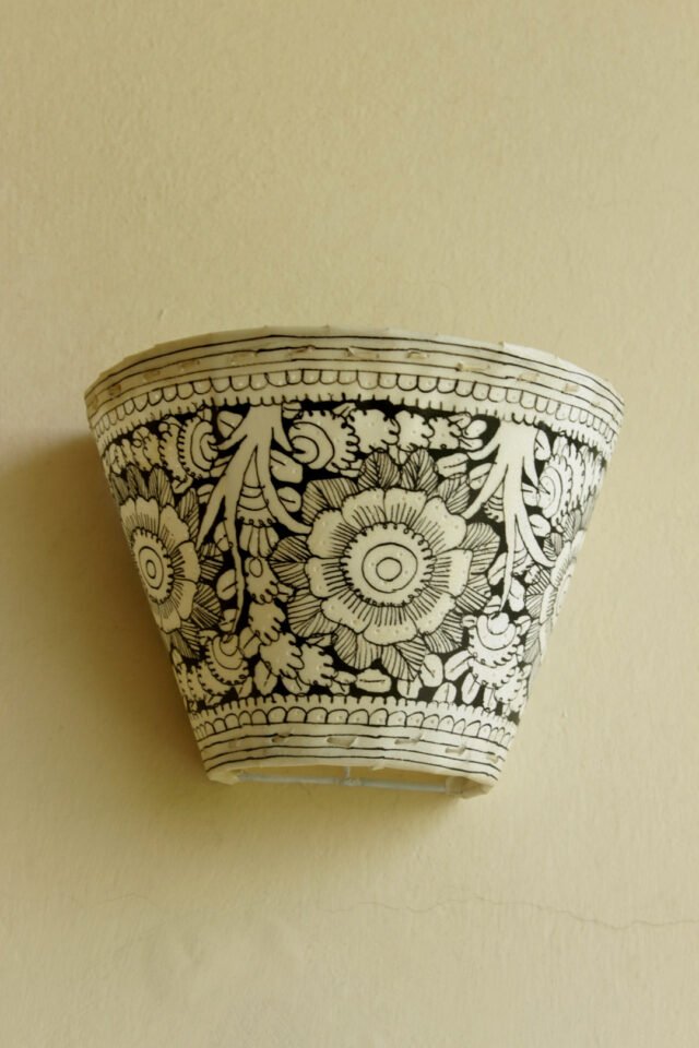 Flower-design-black-Goat-leather-wall-lamp
