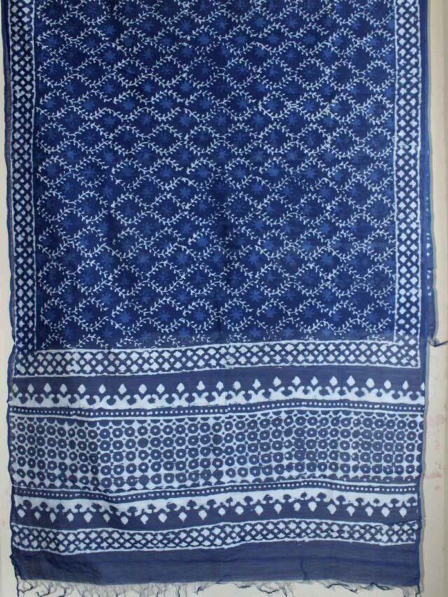 Indigo-dabu-block-printed-chanderi-dupatta