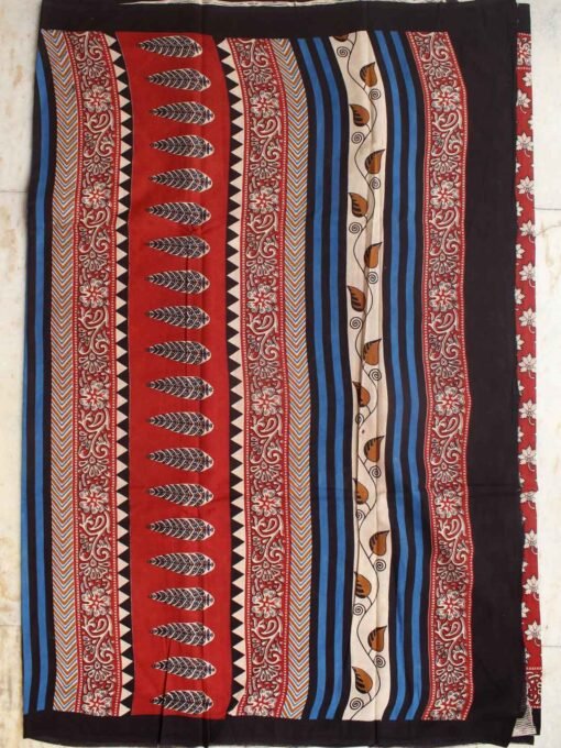 Off-white-and-red-hand-printed-mulmul-saree