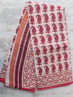 Off-white-and-reddish-pink-block-printed-mul-cotton-sari.shilphaat