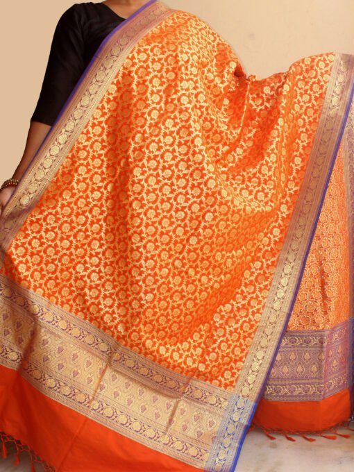 Purple-border,-orange-banarasi-dupatta