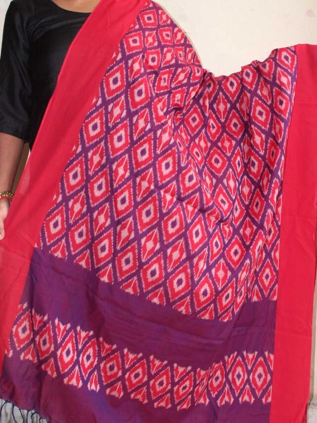 Red-and-purple-Ikat-cotton-dupatta