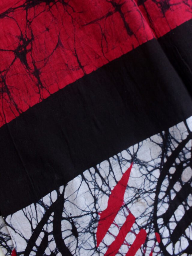 Red-black-white-batik-cotton-mul-saree