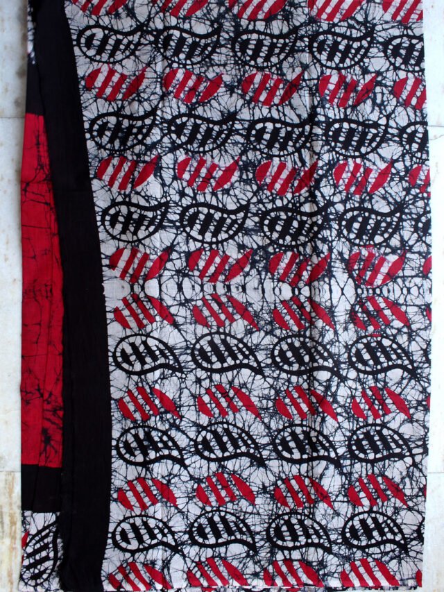 Red-black-white-batik-mulmul-saree