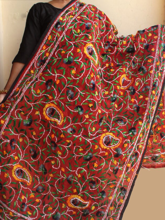 Red-chanderi-phulkari-dupatta