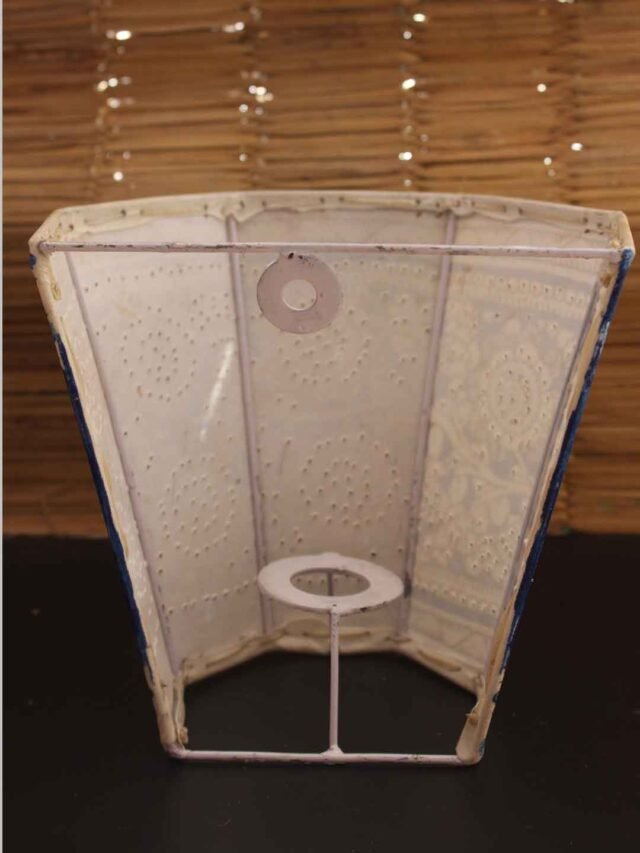 Tholu-bommalata-wall-lamp-back