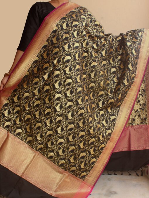 bird-motif-black-banarasi-dupatta