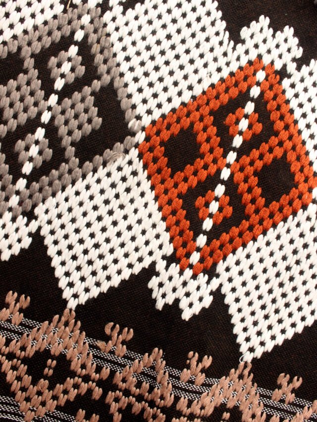 black-and-white-poycotton-heavy-dupatta
