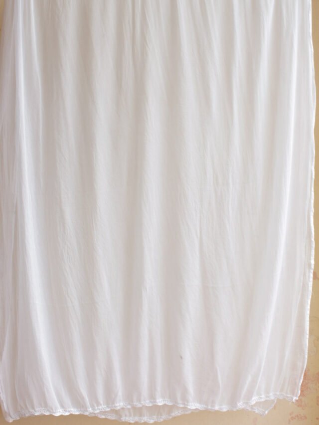 crochet-border,-white-chiffon-dupatta