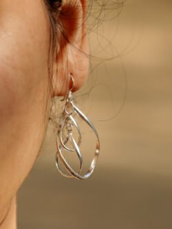 drop-shape-trendy-silver-earrings