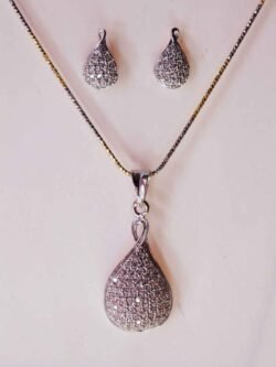 drop-shape-zircon-and-pure-silver-earrings-pendant-set