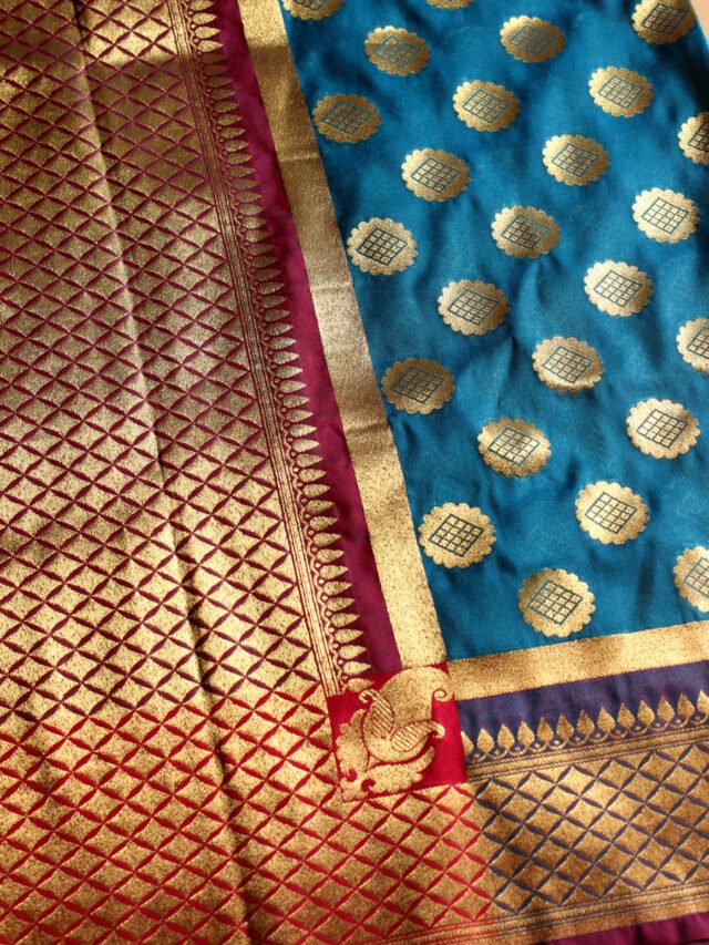 pink-border-blue-asharfi-motif-dupatta