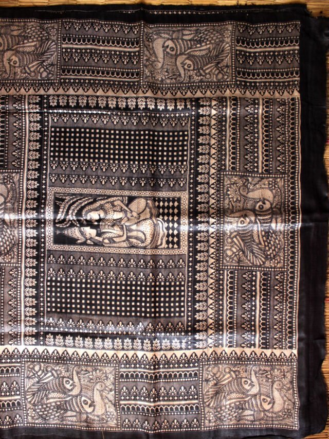 red-and-black-bhagalpuri-tasar-silk-saree