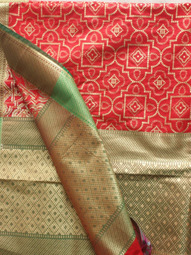 red-and-green-zari-work-banarasee-duppata