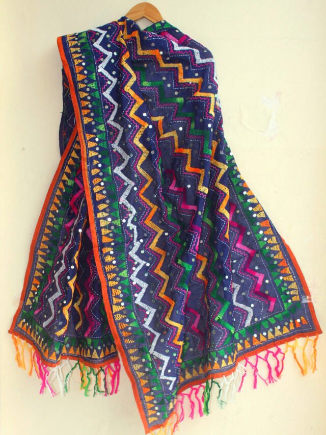 zig-zag-phulkari-on-blue-chanderi-dupatta