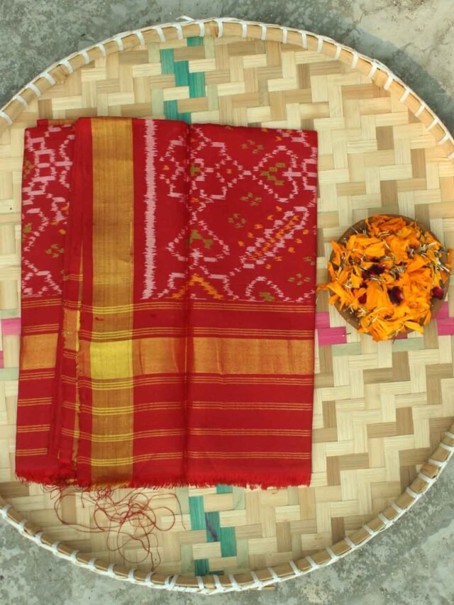 Green,-white-and-red-Patola-pure-silk-dupatta