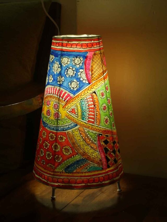 Abstract-painted-tholu-bommalata-table-lamp at Shilphaat
