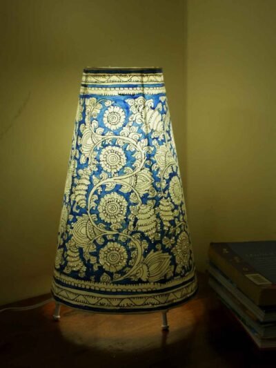 Blue-and-white-13in-long-tholu-bommalata-table-lamp
