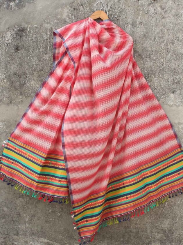 Red-and-white-handwoven-bhujodi-kala-cotton-dupatta