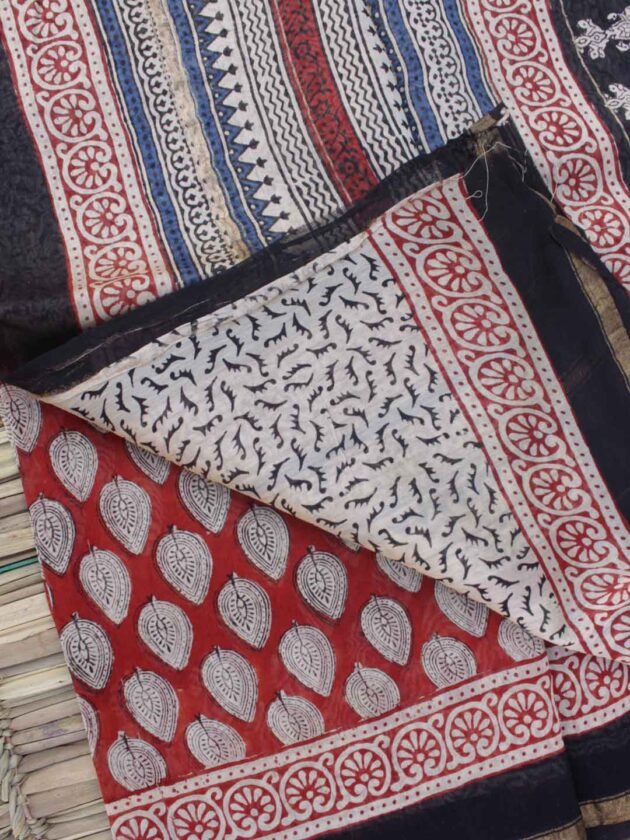 madder-red-bagru-printed-islk-cotton-sari