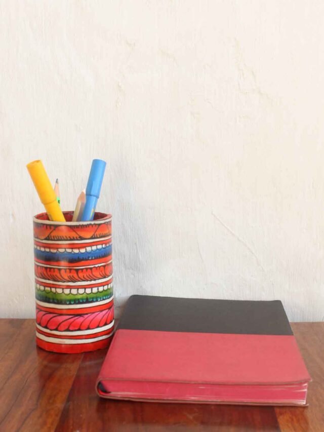 Tholu-bommalata-multicolour-pen-stand