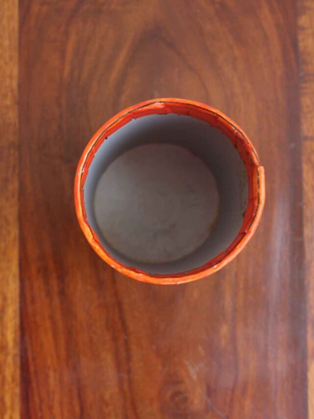 Tholu-bommalata-stationary-holder