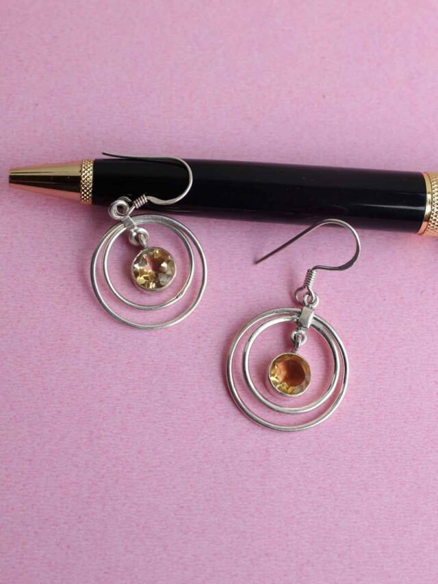 Brown-stone-2-rings-pure-silver-earrings