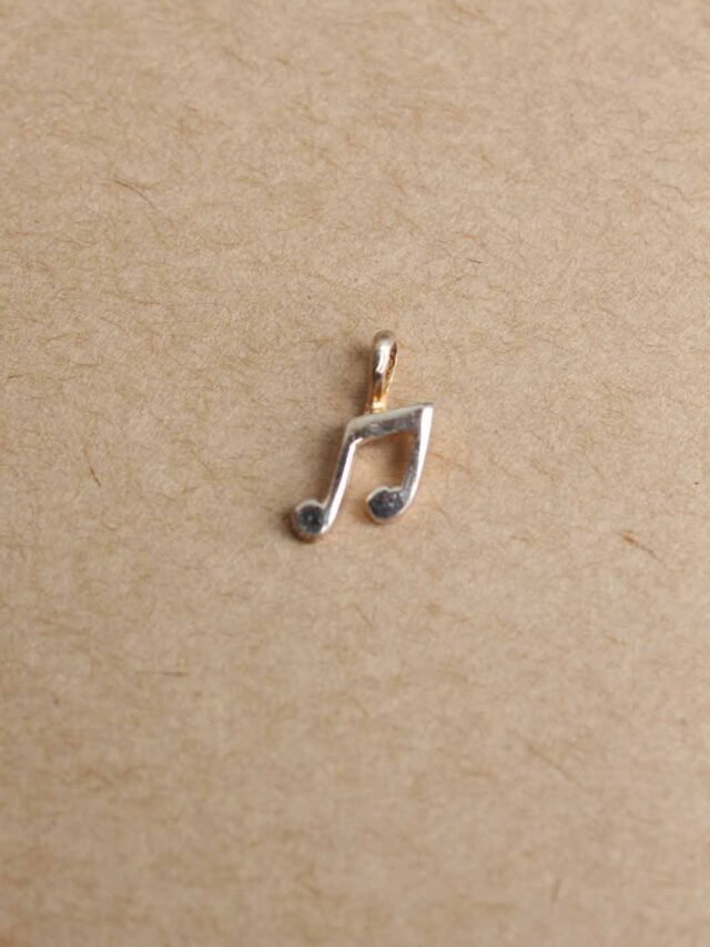 Musical-note,-Real-silver-Pendant