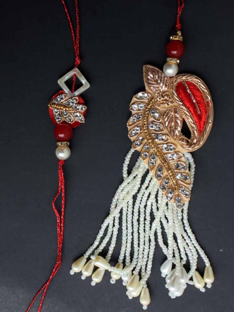 Pearls-Zari Red and White Bahiya-Bhabhi Rakhi – Shilphaat.com