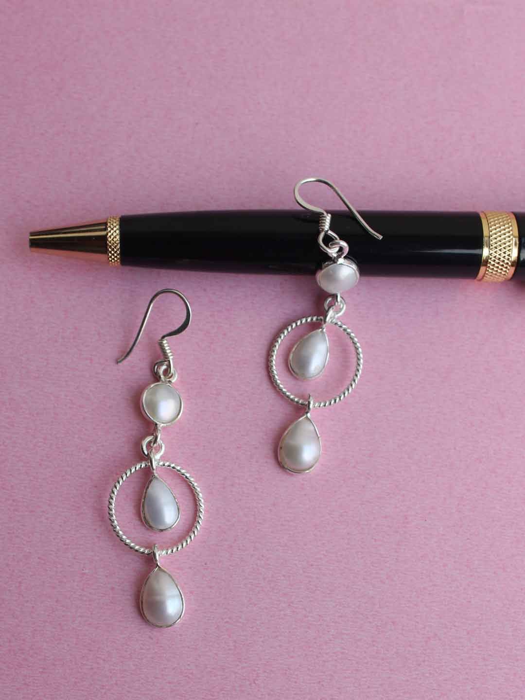 Omav 92.5 Silver real pearl tops at Rs 1800/pair in Delhi | ID: 22410033255-bdsngoinhaviet.com.vn