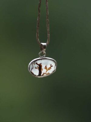Brown-and-white-small-moss-agate-silver-pendant