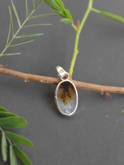 Dendritic-agate-small-silver-pendant