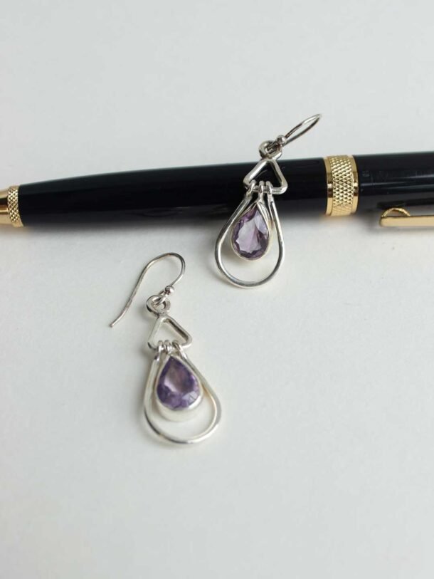 Purple-stone,-drop-shape-silver-earrings