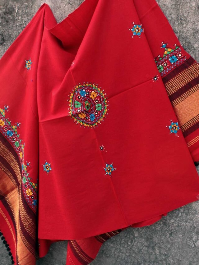 Sacrlet-Red-Suf-embroidered-woolen-shawl