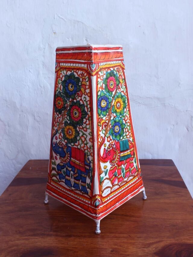 elephants-long-leather-table-lamp