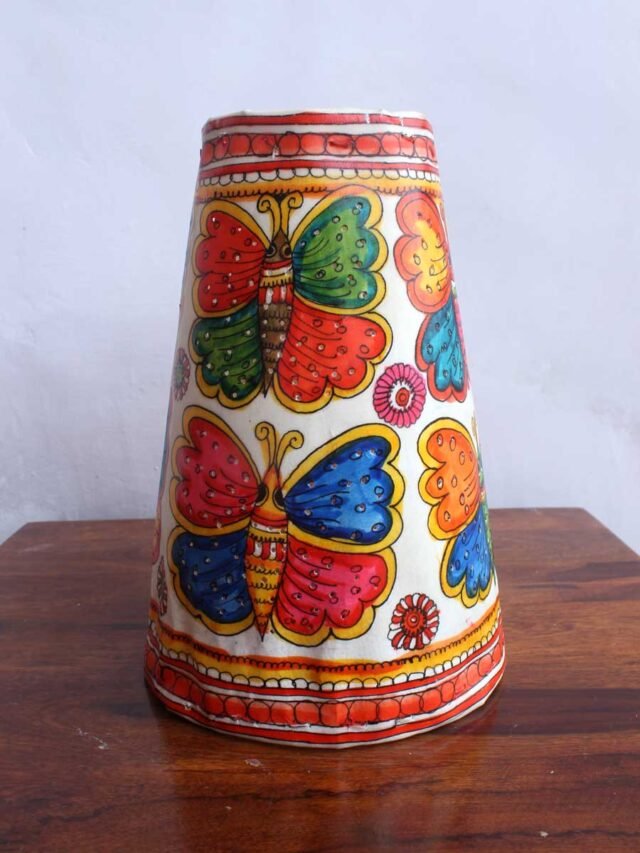 Butterfly-Hanging-Leather-lamp