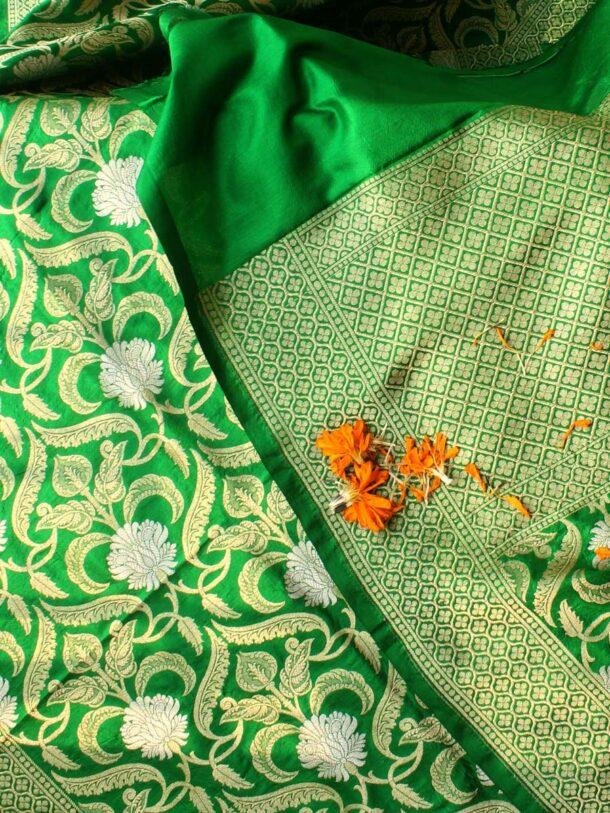 Dark-green-handloom-banarasi-pure-silk-dupatta at Shilphaat.com