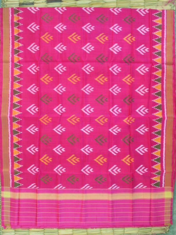 Fushia-Pink-single-ikat-Patan-Patola-silk-wrap