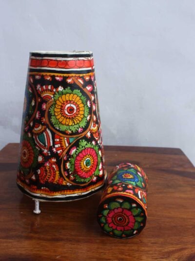 Black-floral-Leather-lamp-pen-stand-set