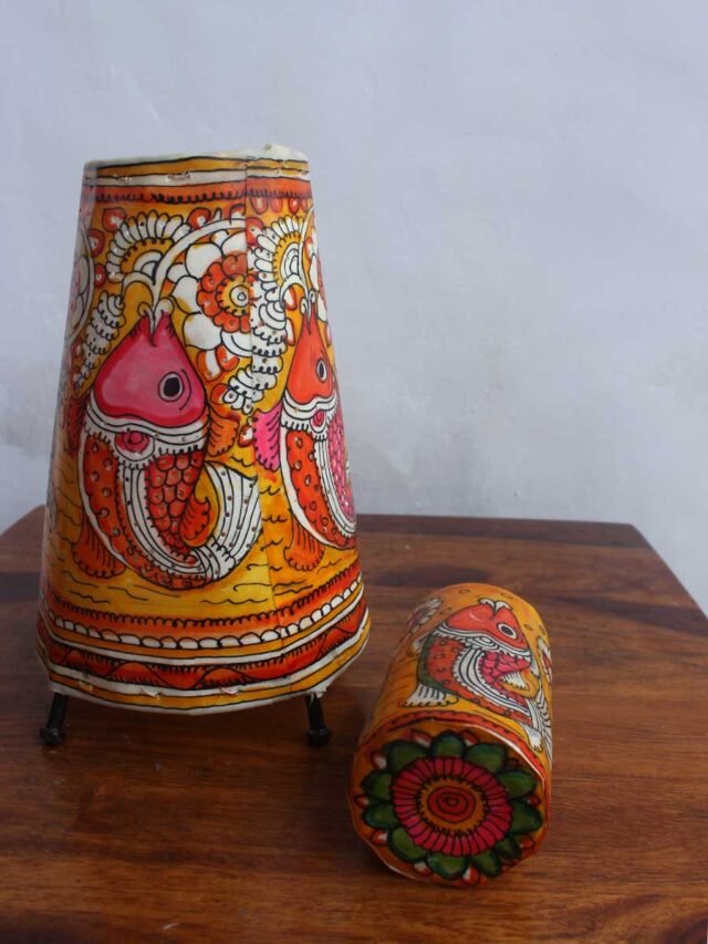 Yellow-Fishes---Leather-lamp-pen-stand-set