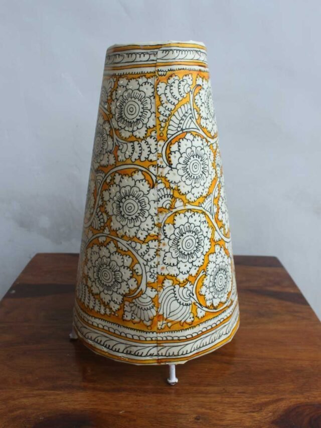 Yellow-and-white-living-room-Leather-lamp