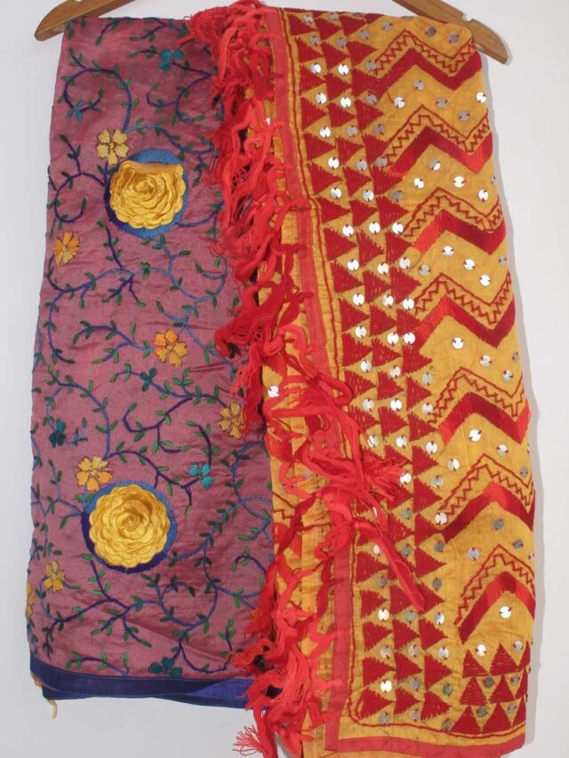 Pink-rose,-yellow-zig-zag-chanderi-phulkari-dupatta