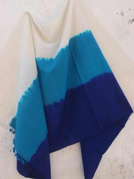 Blue-and-Off-white-shaded-tie-dye-woolen-shawl