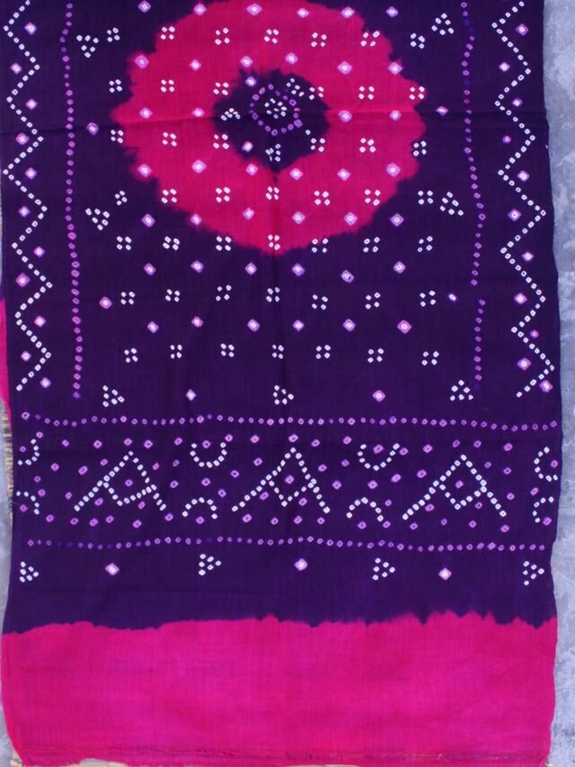 Violet-and-Pink--tie-dye-winter-shawl