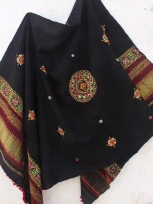 Black-Ahir-handembroidered-woolen-shawl