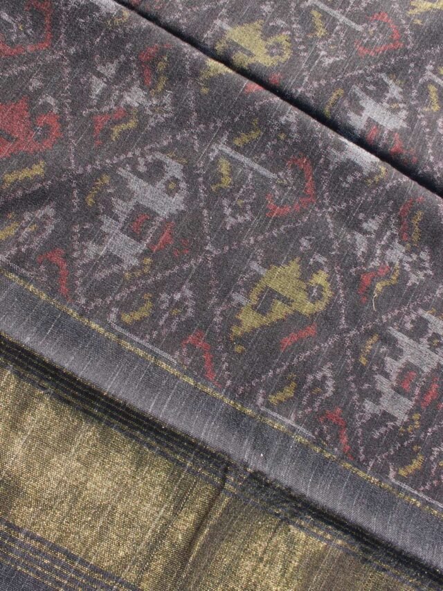 Grey-black-Hathi-Popat-Patan-Patola-wool-Shawl